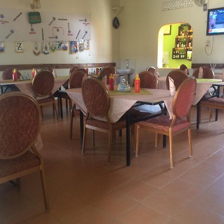 Suba Motel Kihihi Экстерьер фото